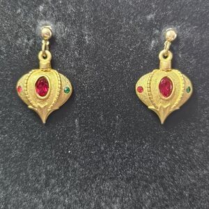 Holiday Vintage Drop Dangle Earrings by Dale Gold Plate Emerald Ruby Rhinestones